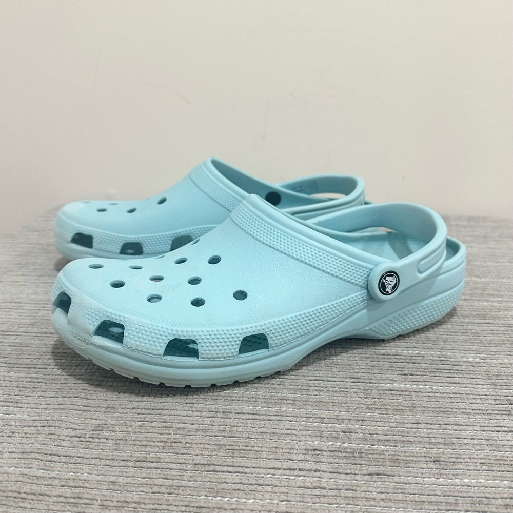 Crocs‎ Classic Blue  Clog Men’s Size 11